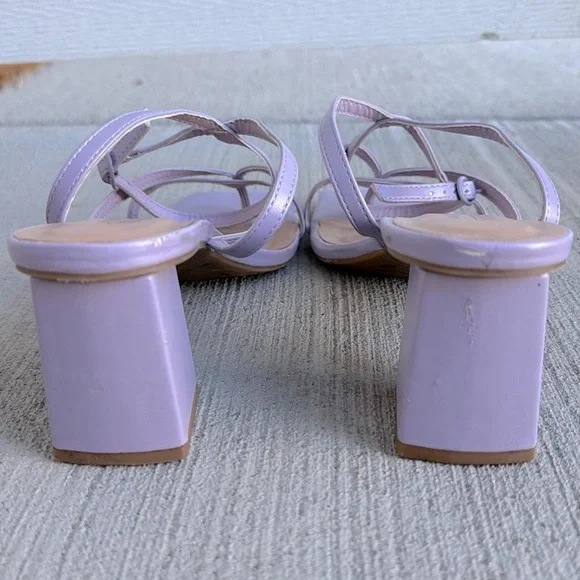 Call It Spring Kianna Block Heel Sandal - Picture 9 of 10